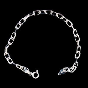 Vintage Sterling Silver Oval / Paperclip Link Bracelet Sleek Y2K Contemporary